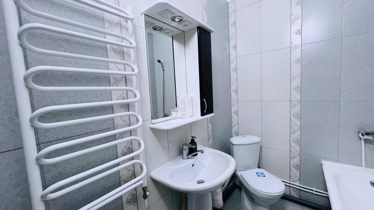 Comfortable Apartment With A Panoramic View 基希讷乌 外观 照片
